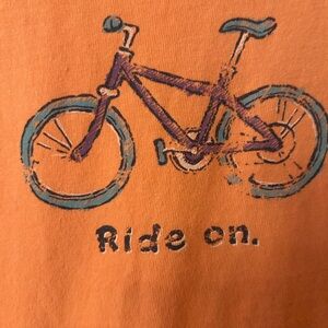 Women’s XL orange Life is Good t shirt Ride On